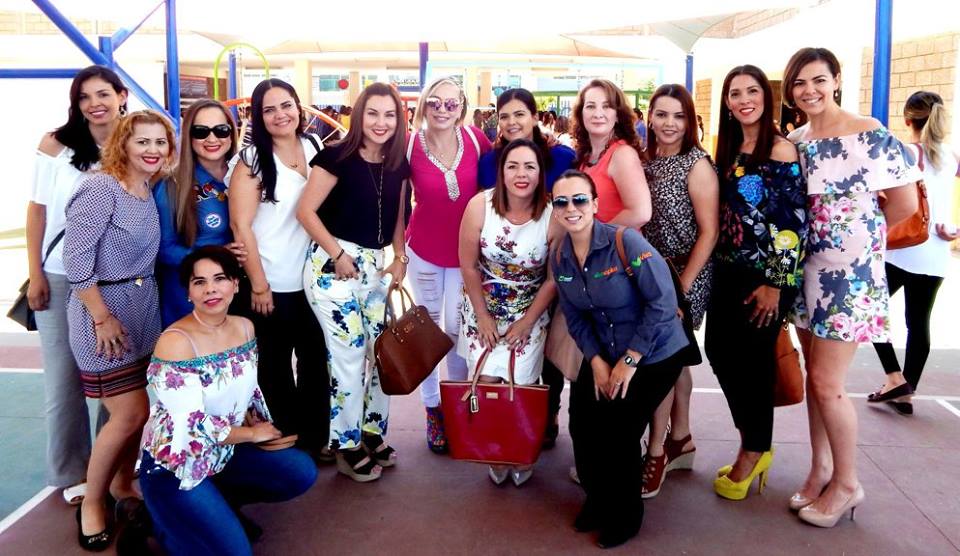 Brindis Día de las Madres | Plantel Valle Alto