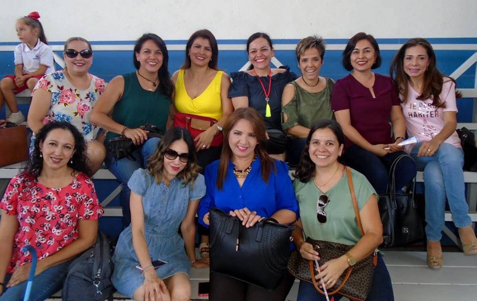 Brindis Día de las Madres | Plantel Tierra Blanca
