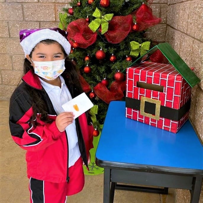 Buzón de cartas a Santa Claus | Preescolar Plantel Valle Alto