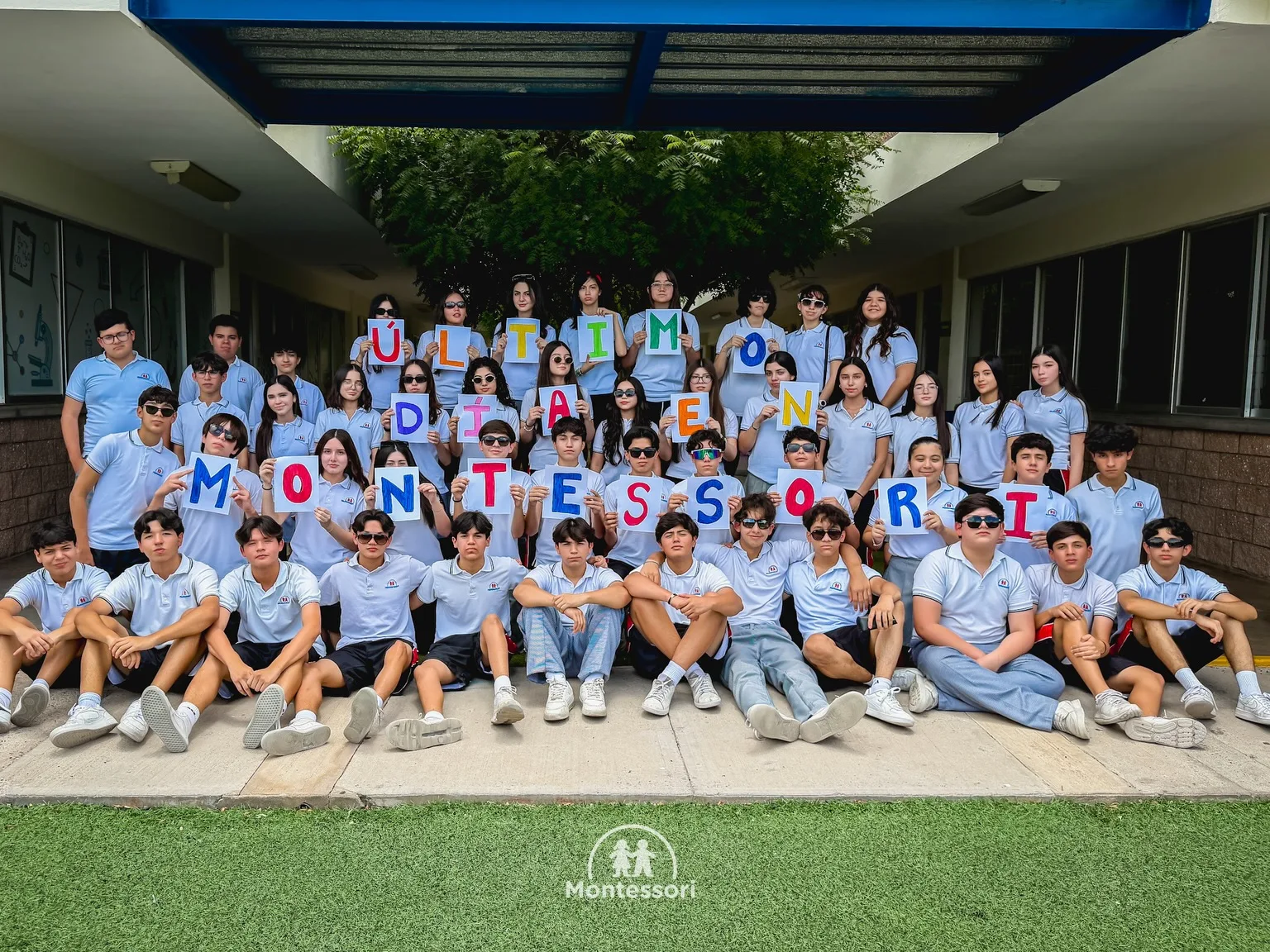 🥹🎓 ¡Último día en Montessori! 💙🌟