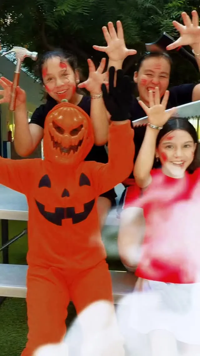 👻 ¡Ponte tu disfraz más divertido y ven a celebrar…